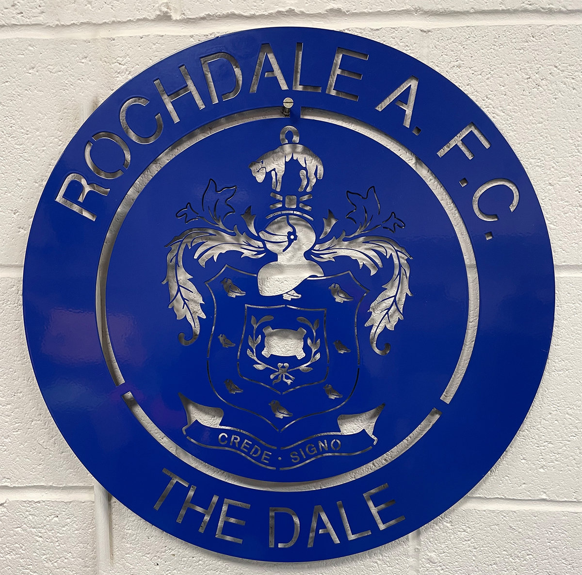 LARGE METAL CLUB CREST - Souvenirs | Rochdale Association Football Club